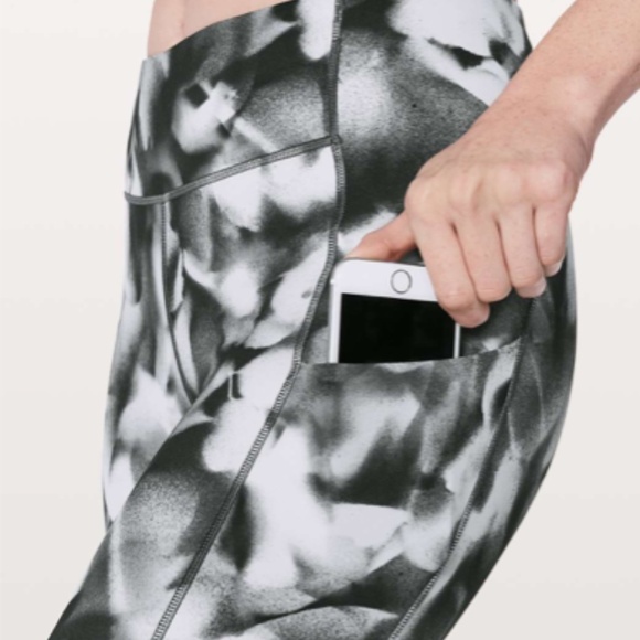 Lululemon Speed Up Crop 21" Blush Blossom Alpine - Picture 8 of 8